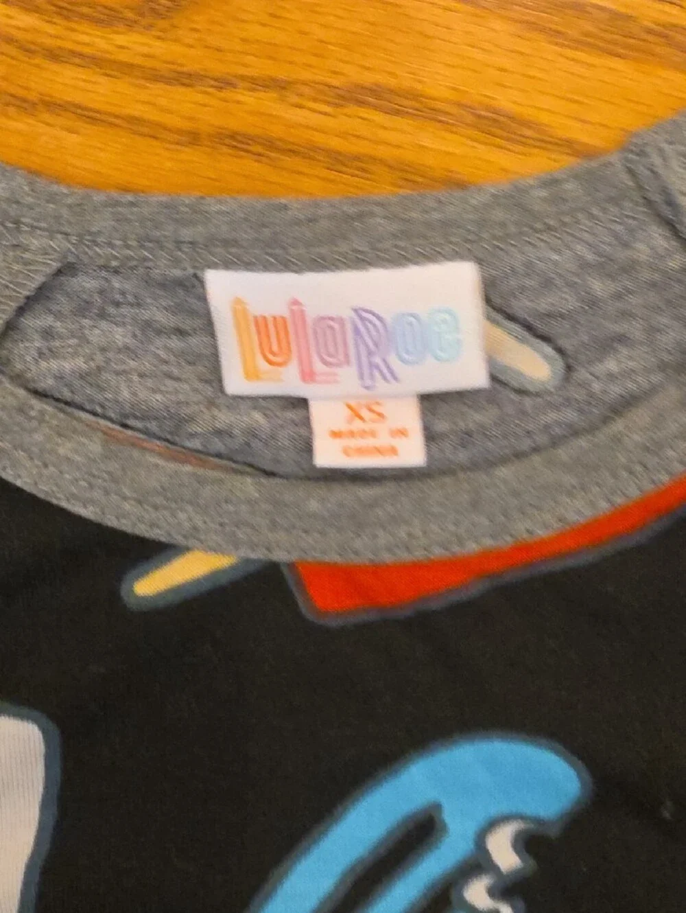 2 LuLaRoe Tops Like New